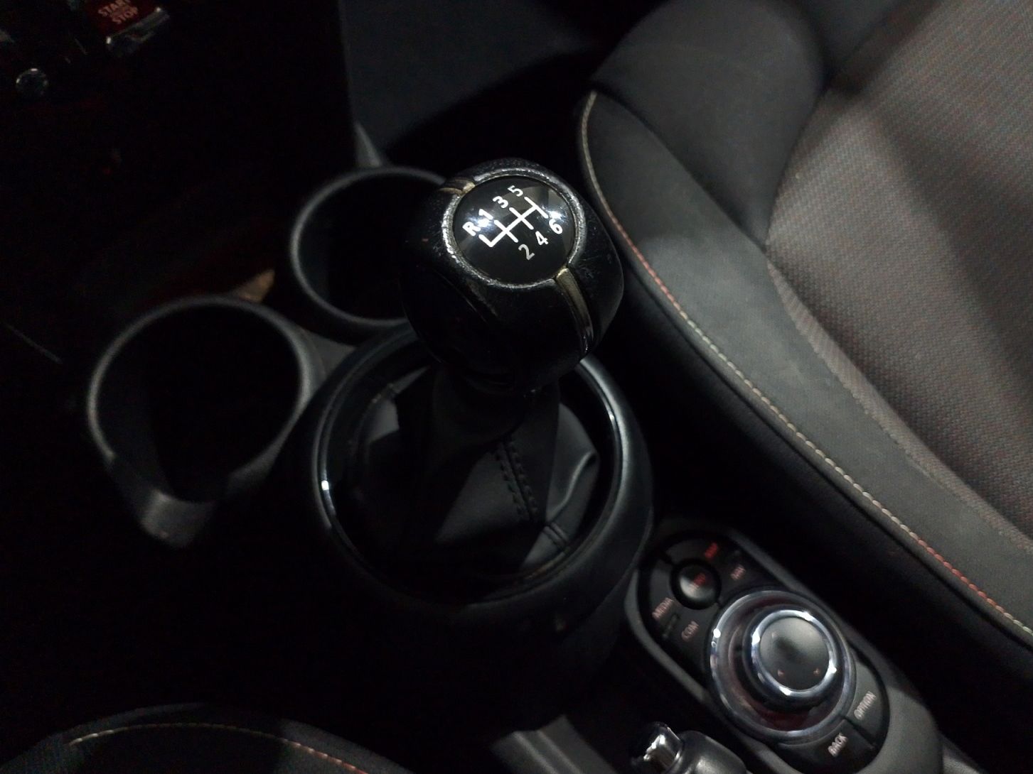 MINI Cooper One - foto 15
