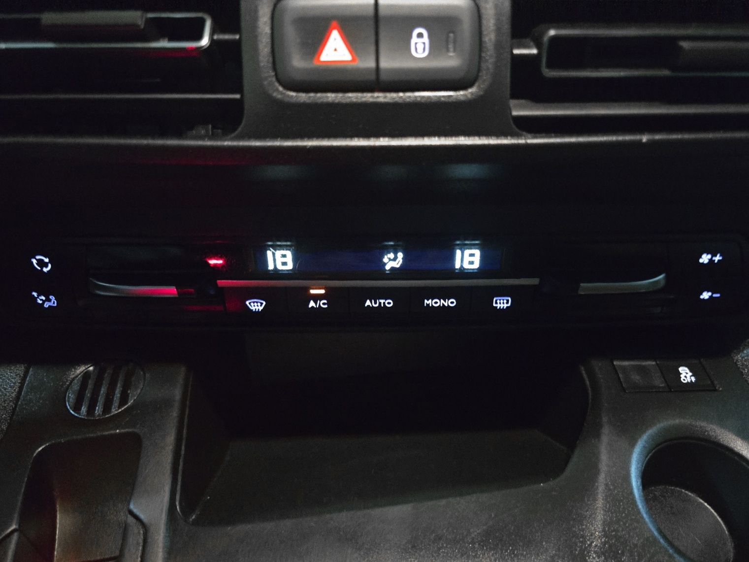 Citroën Berlingo BlueHDi 100 Talla XL Shine - foto 20