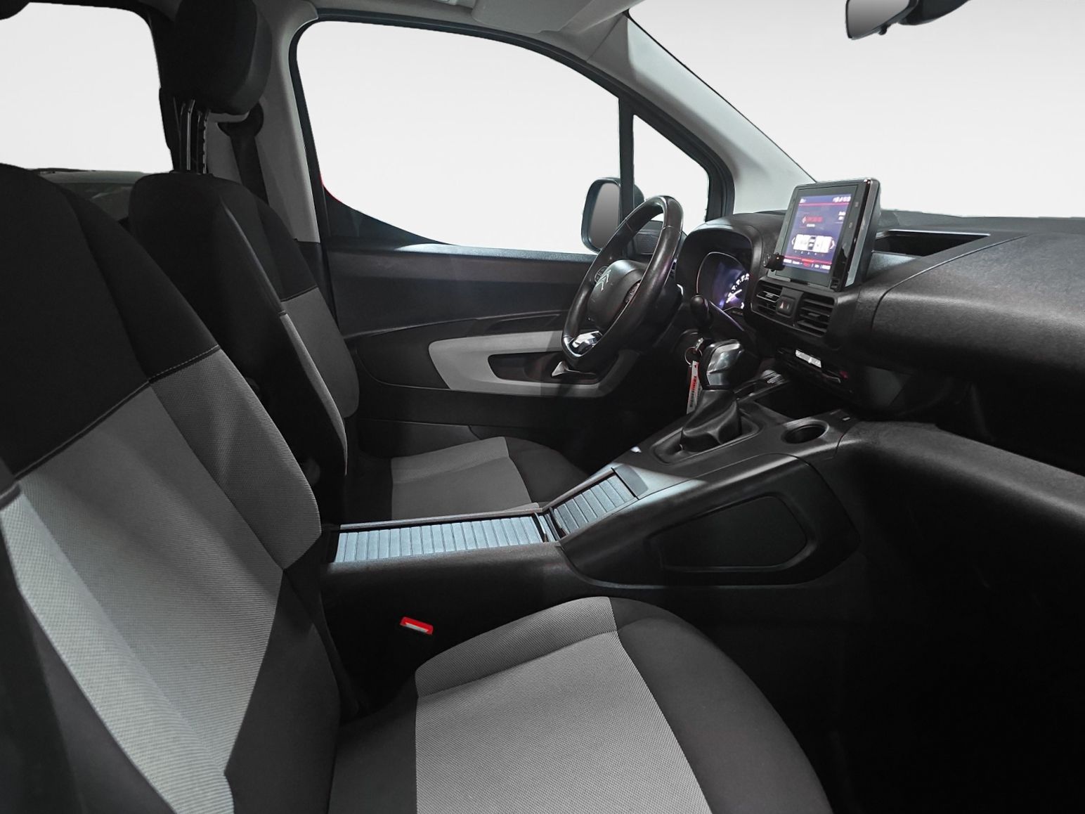 Citroën Berlingo BlueHDi 100 Talla XL Shine - foto 11