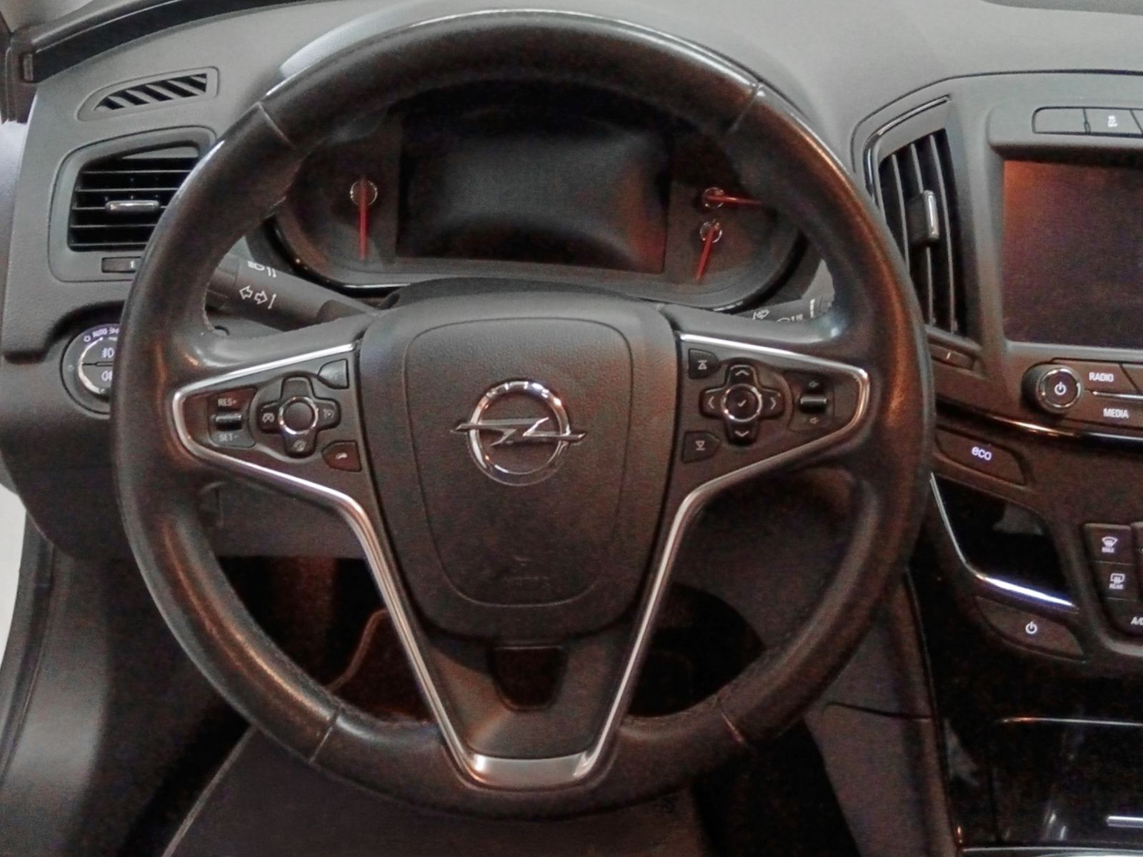 Opel Insignia 1.6 CDTI ecoFlex Excellence - foto 9