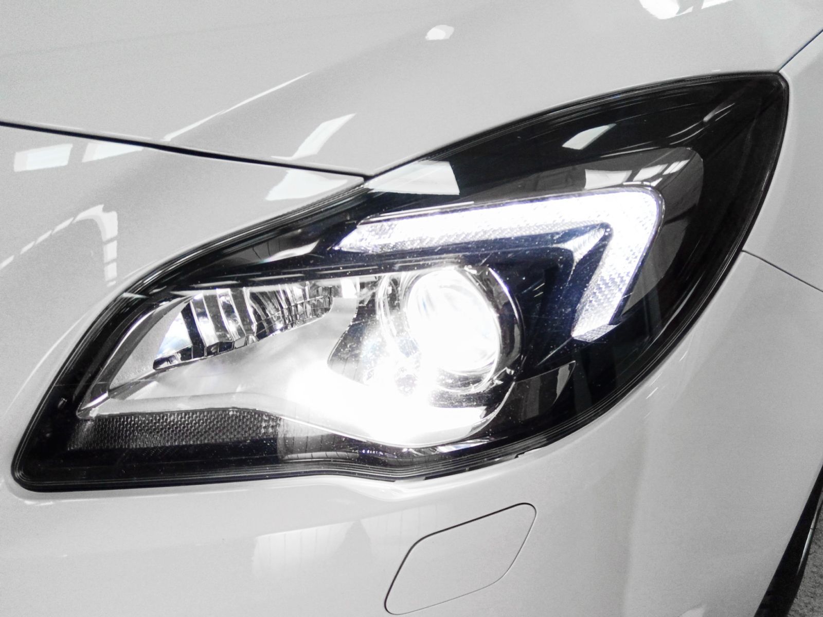 Opel Insignia 1.6 CDTI ecoFlex Excellence - foto 24