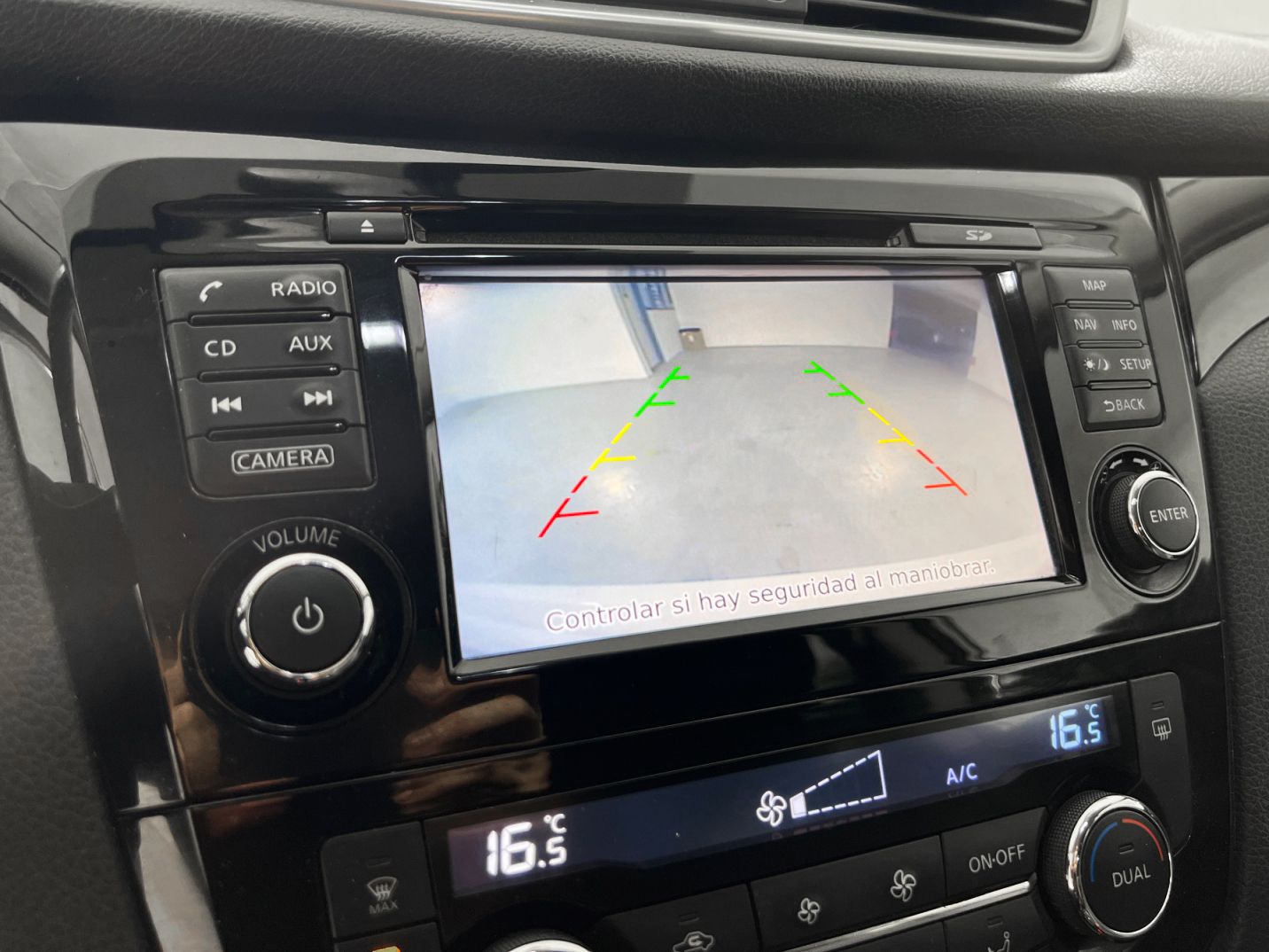 Nissan Qashqai dCi 110 Visia 4x2 - foto 20