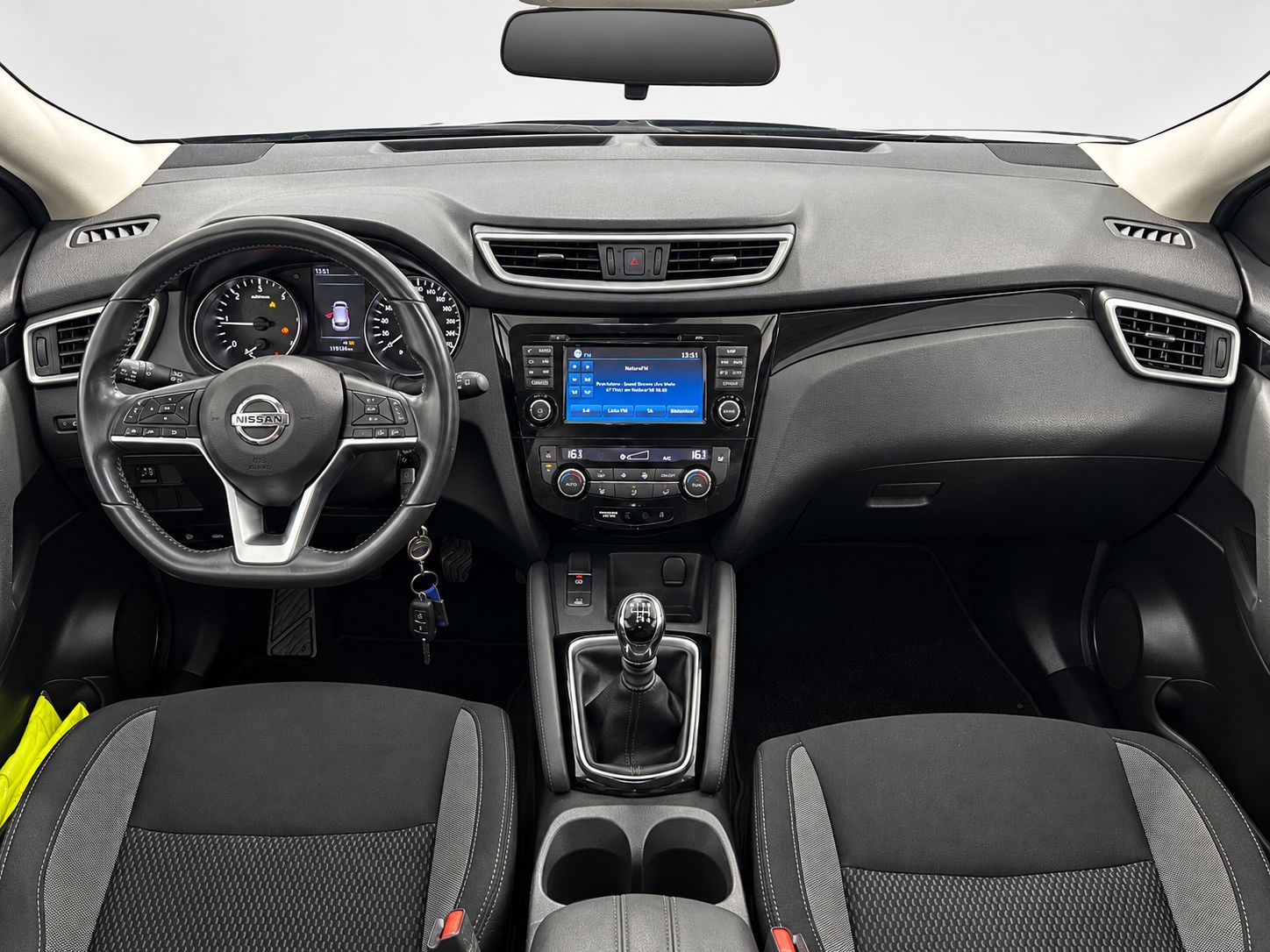 Nissan Qashqai dCi 110 Visia 4x2 - foto 9