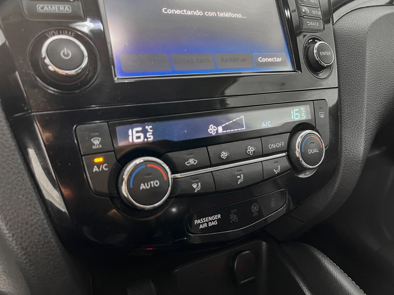 Nissan Qashqai dCi 110 Visia 4x2 - foto 21