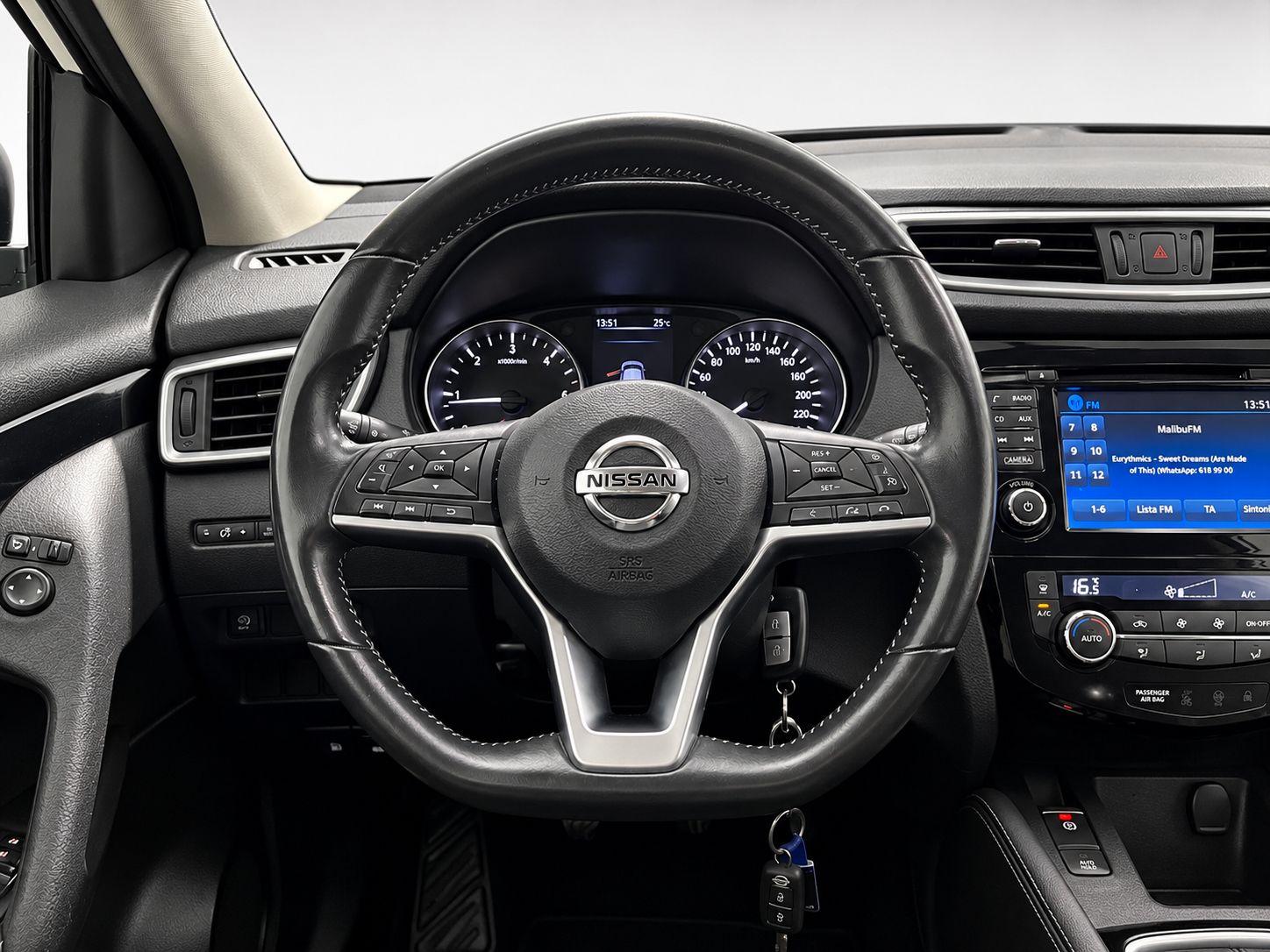 Nissan Qashqai dCi 110 Visia 4x2 - foto 10