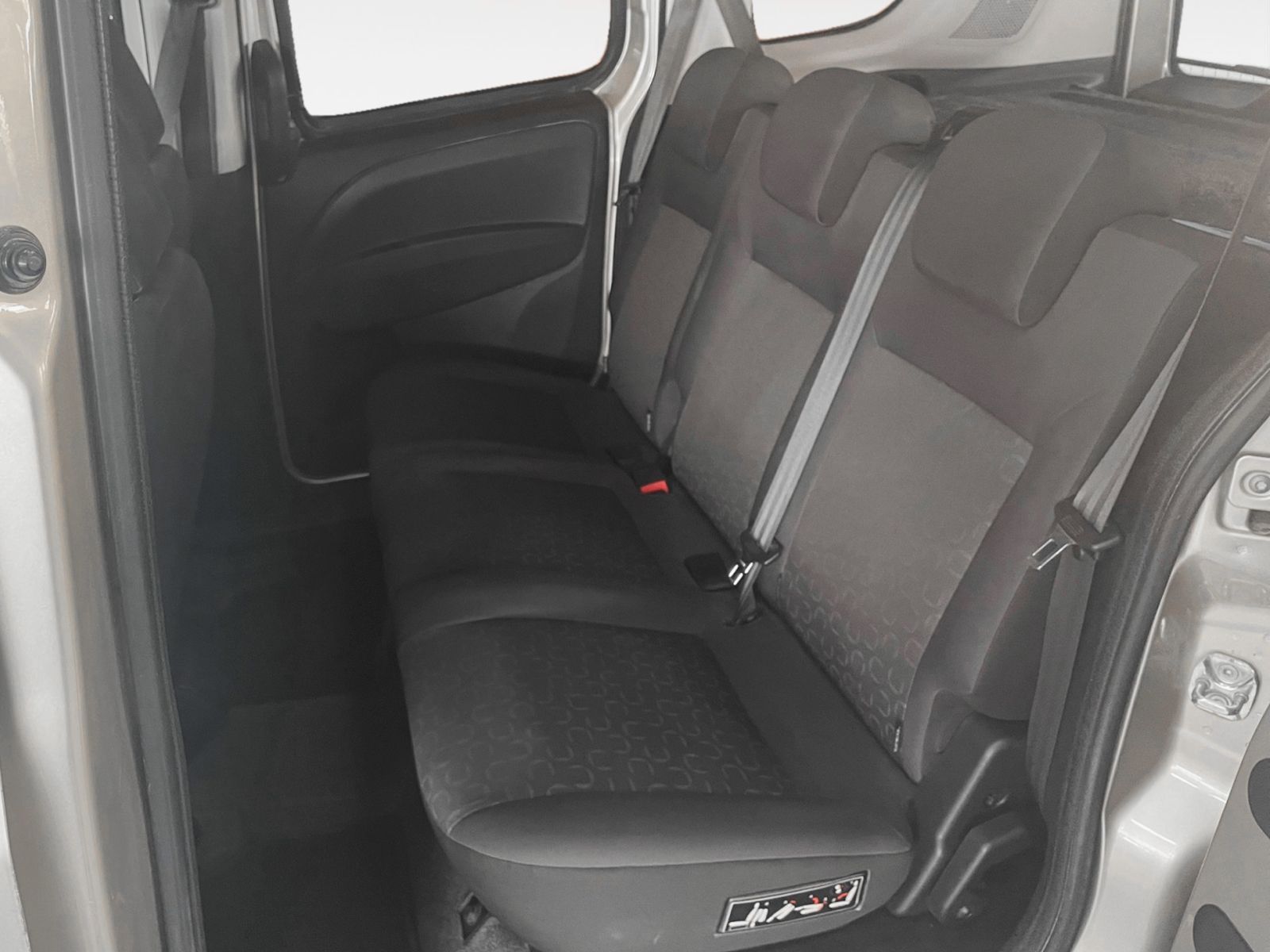 Fiat Doblò Panorama 1.6 MultiJet Dynamic - foto 11