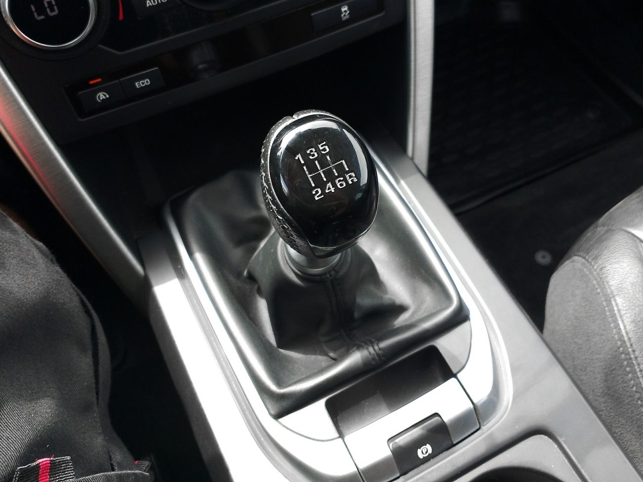 Land Rover Discovery Sport 2.0L eD4 SE 4x2 - foto 36