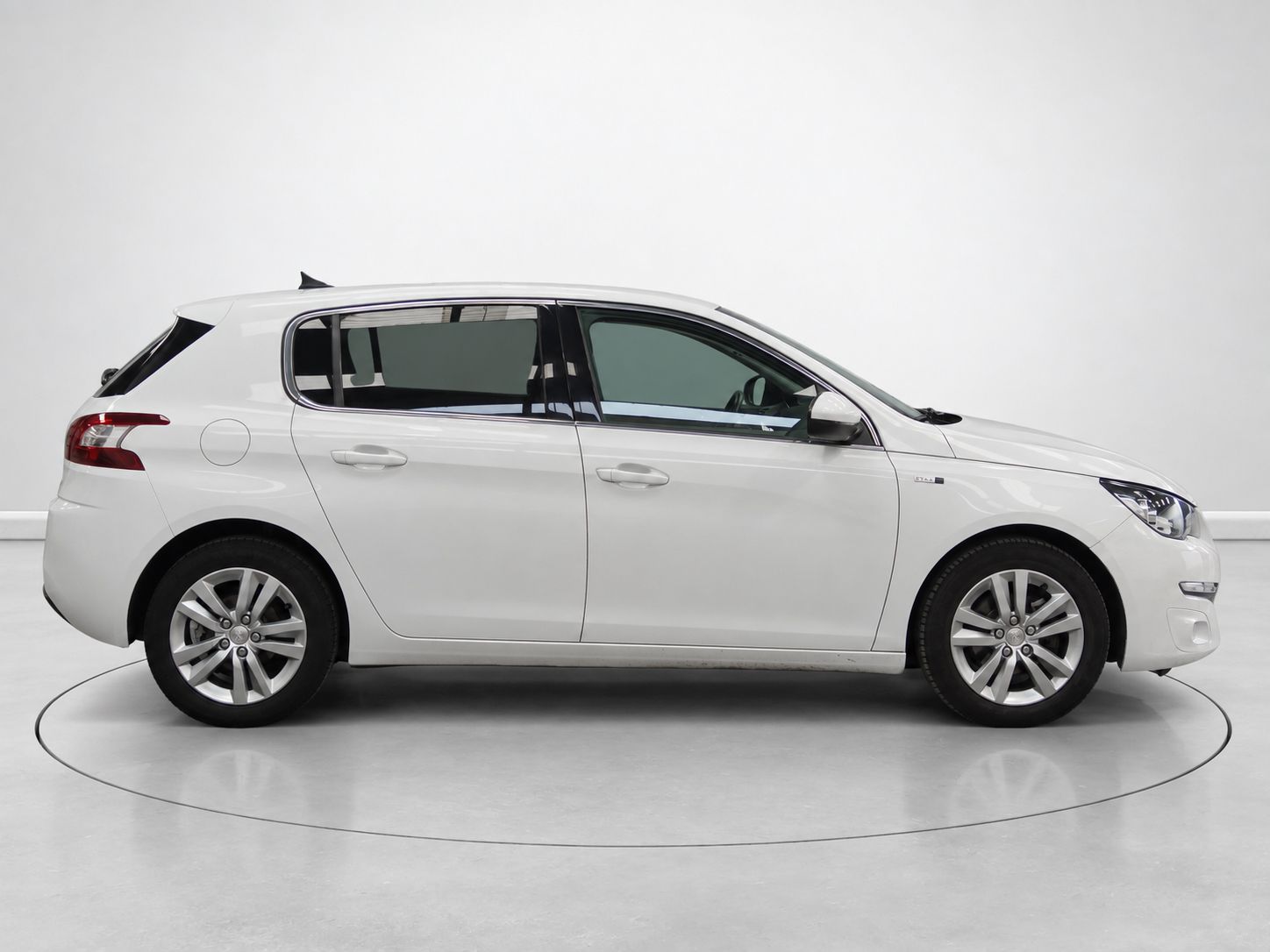 Peugeot 308 BlueHDi 120 Style - foto 2