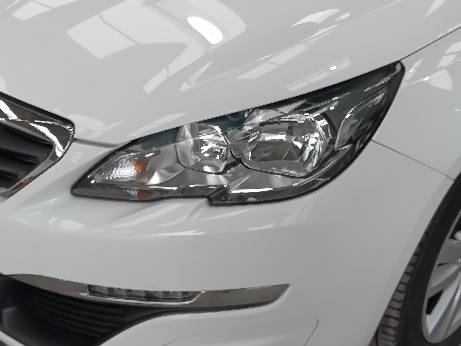 Peugeot 308 BlueHDi 120 Style - foto 24