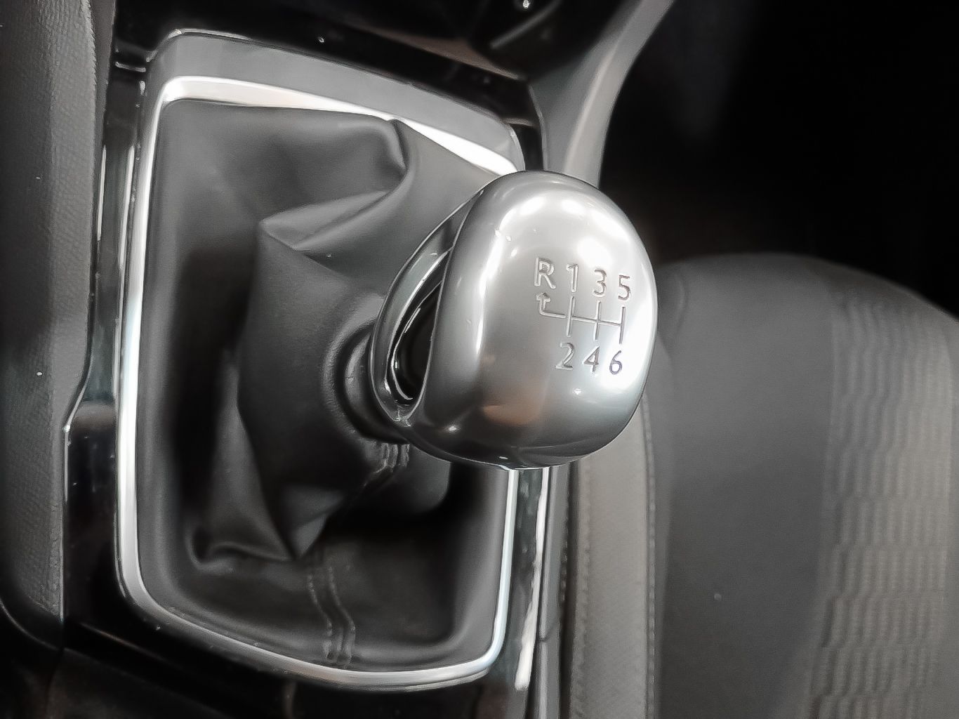 Peugeot 308 BlueHDi 120 Style - foto 14