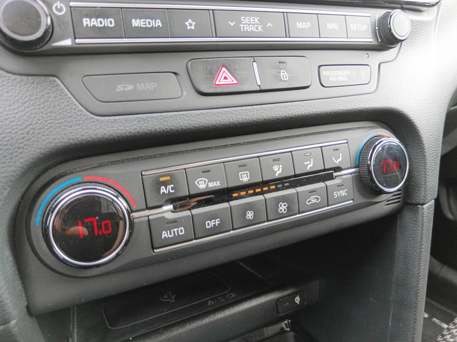 Kia Ceed 1.4 T-GDi Tech - foto 22