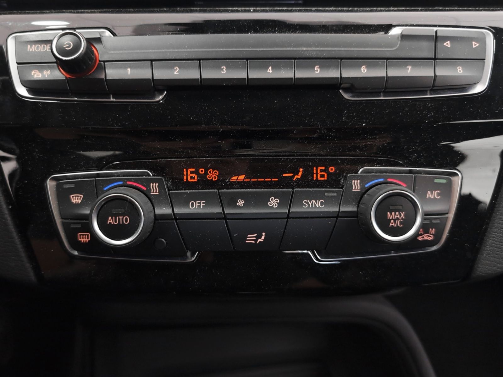 BMW X1 sDrive18d - foto 22