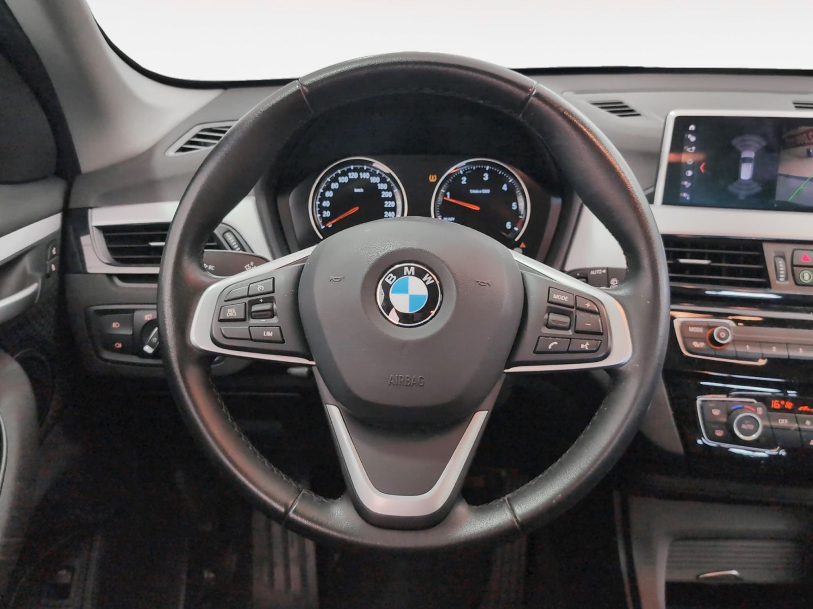 BMW X1 sDrive18d - foto 9