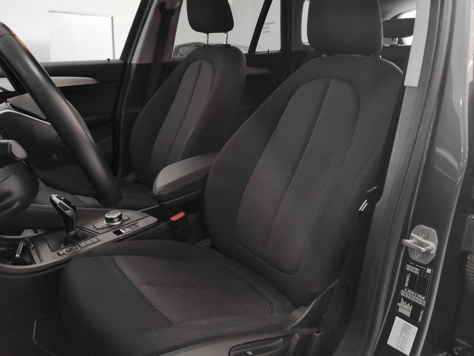 BMW X1 sDrive18d - foto 23