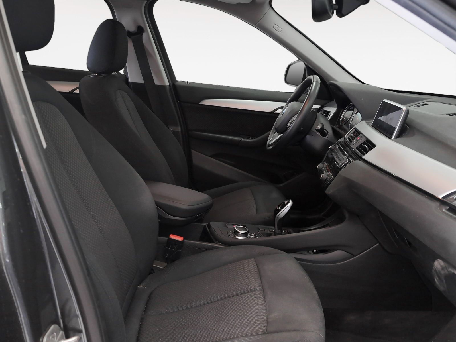 BMW X1 sDrive18d - foto 12
