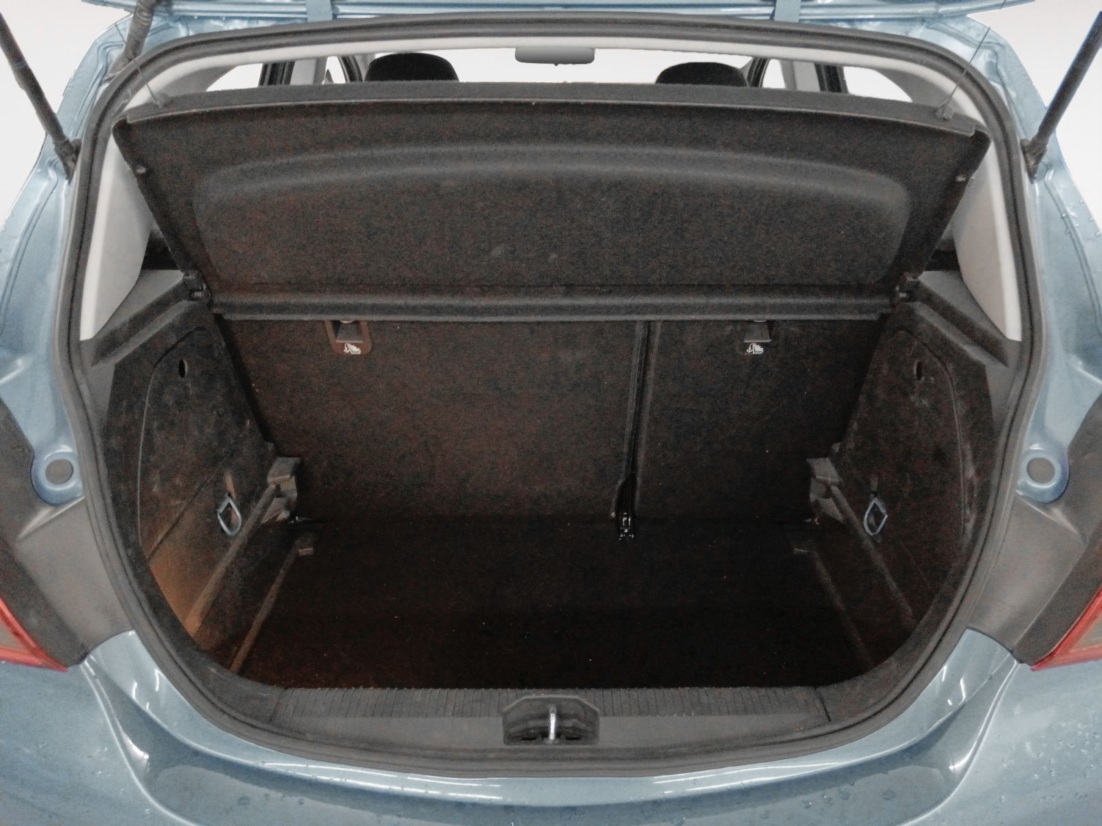 Opel Corsa 1.4 Selective - foto 13