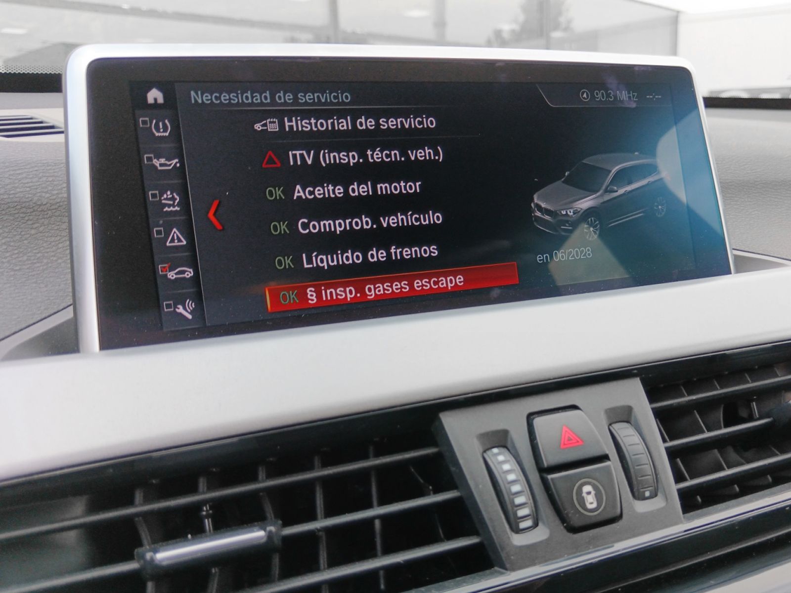 BMW X1 sDrive18d - foto 26