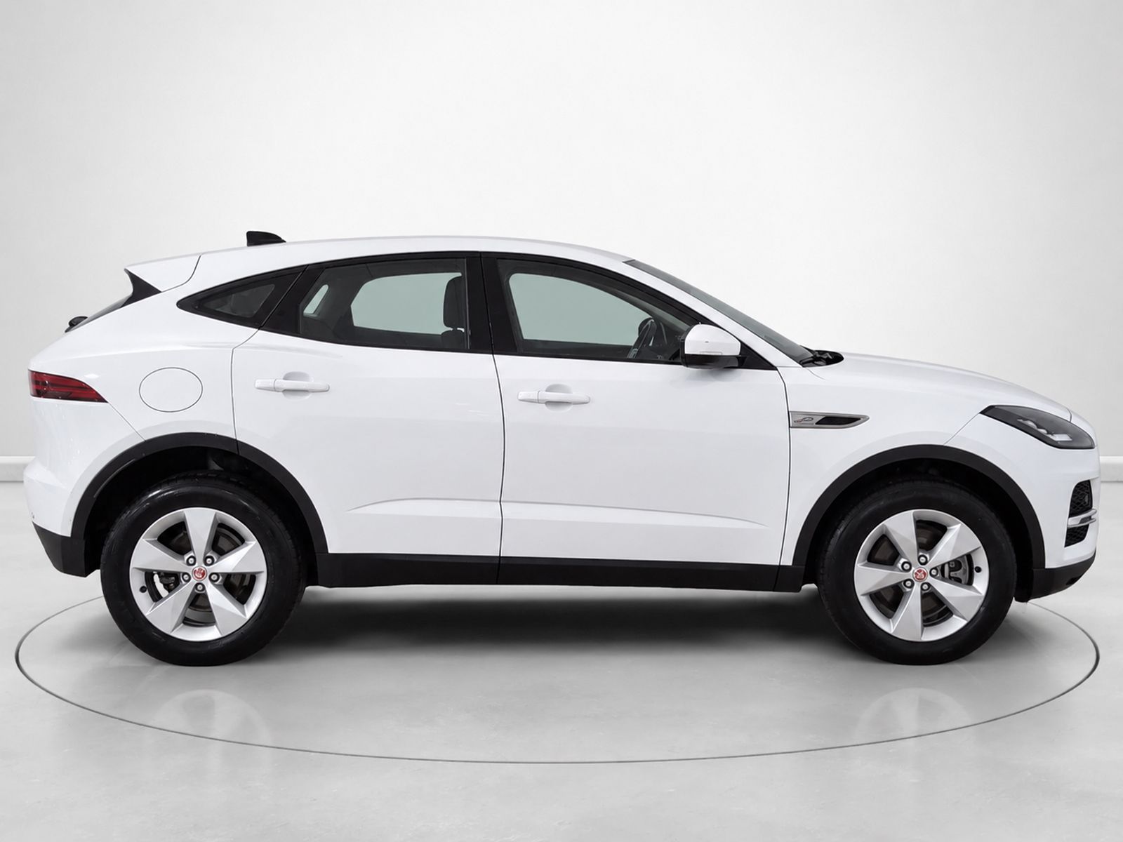 Jaguar E-Pace 2.0D MHEV S 4WD - foto 2