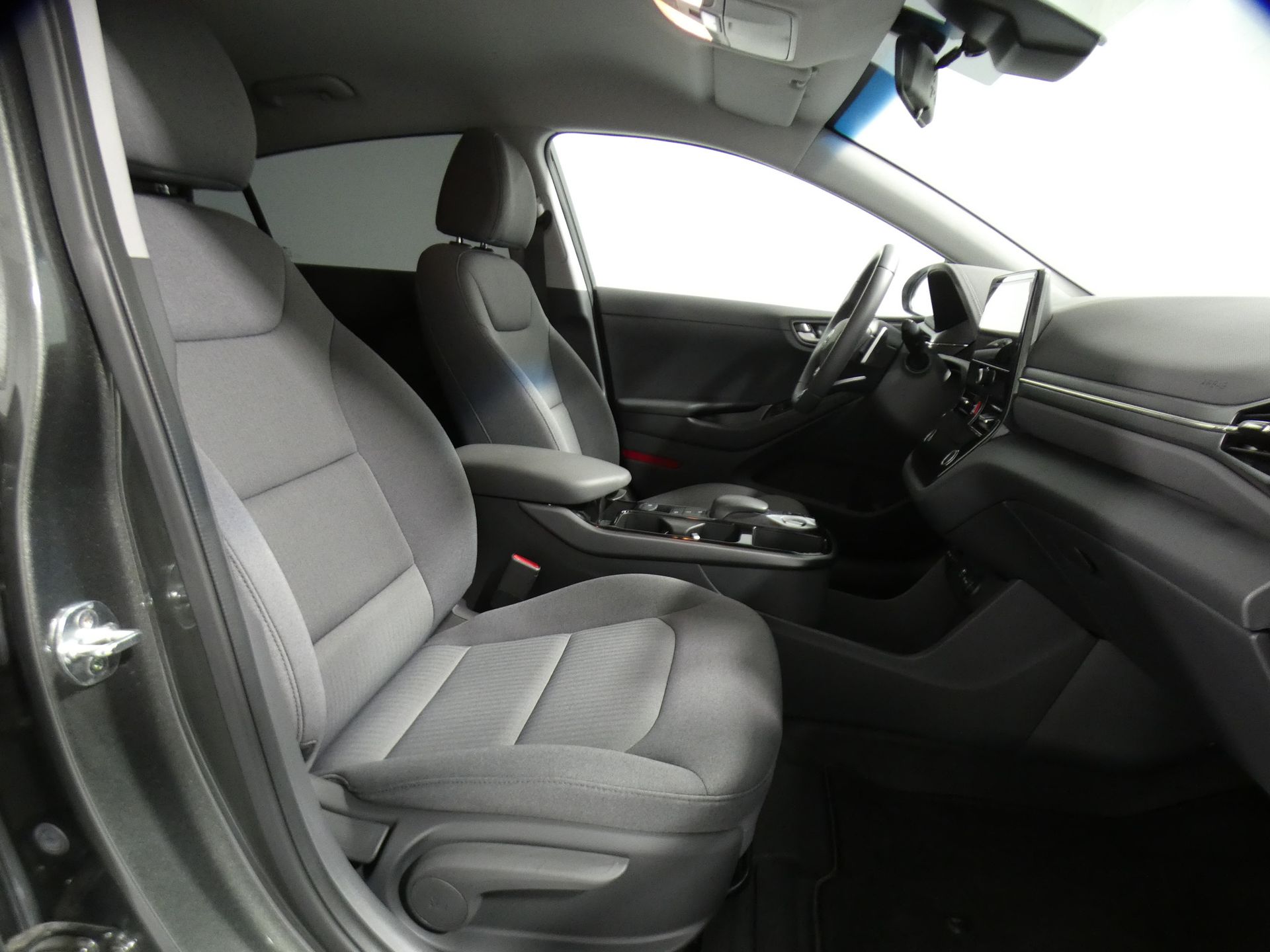 Hyundai Ioniq EV Klass - foto 11