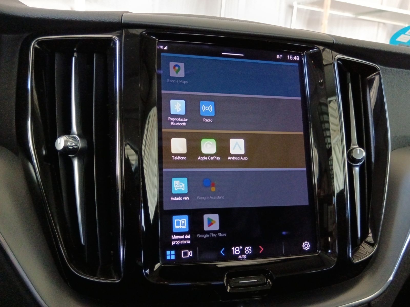 Volvo XC60 T6 Recharge Core AWD - foto 19