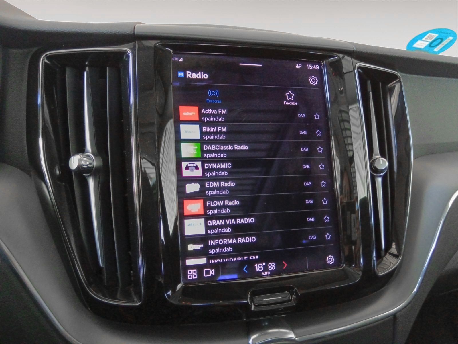 Volvo XC60 T6 Recharge Core AWD - foto 21