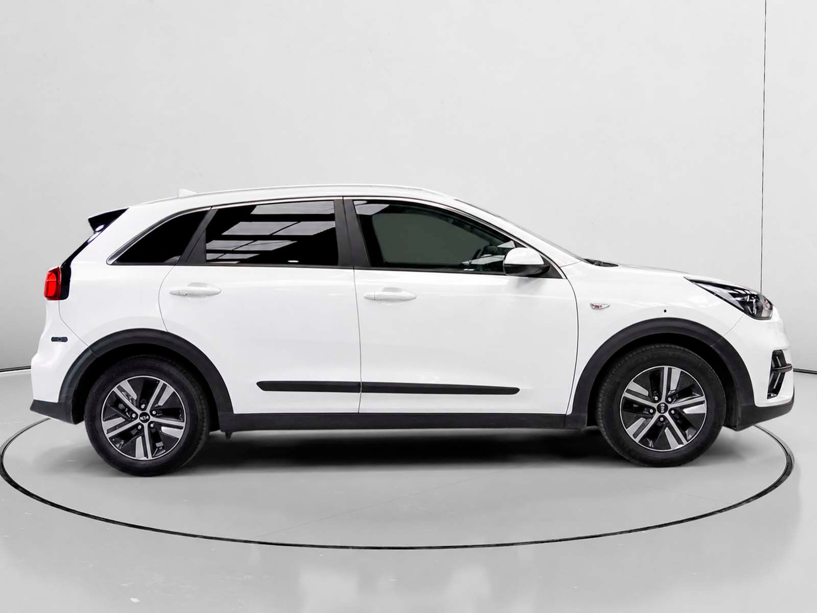 Kia Niro 1.6 GDi HEV Concept - foto 2