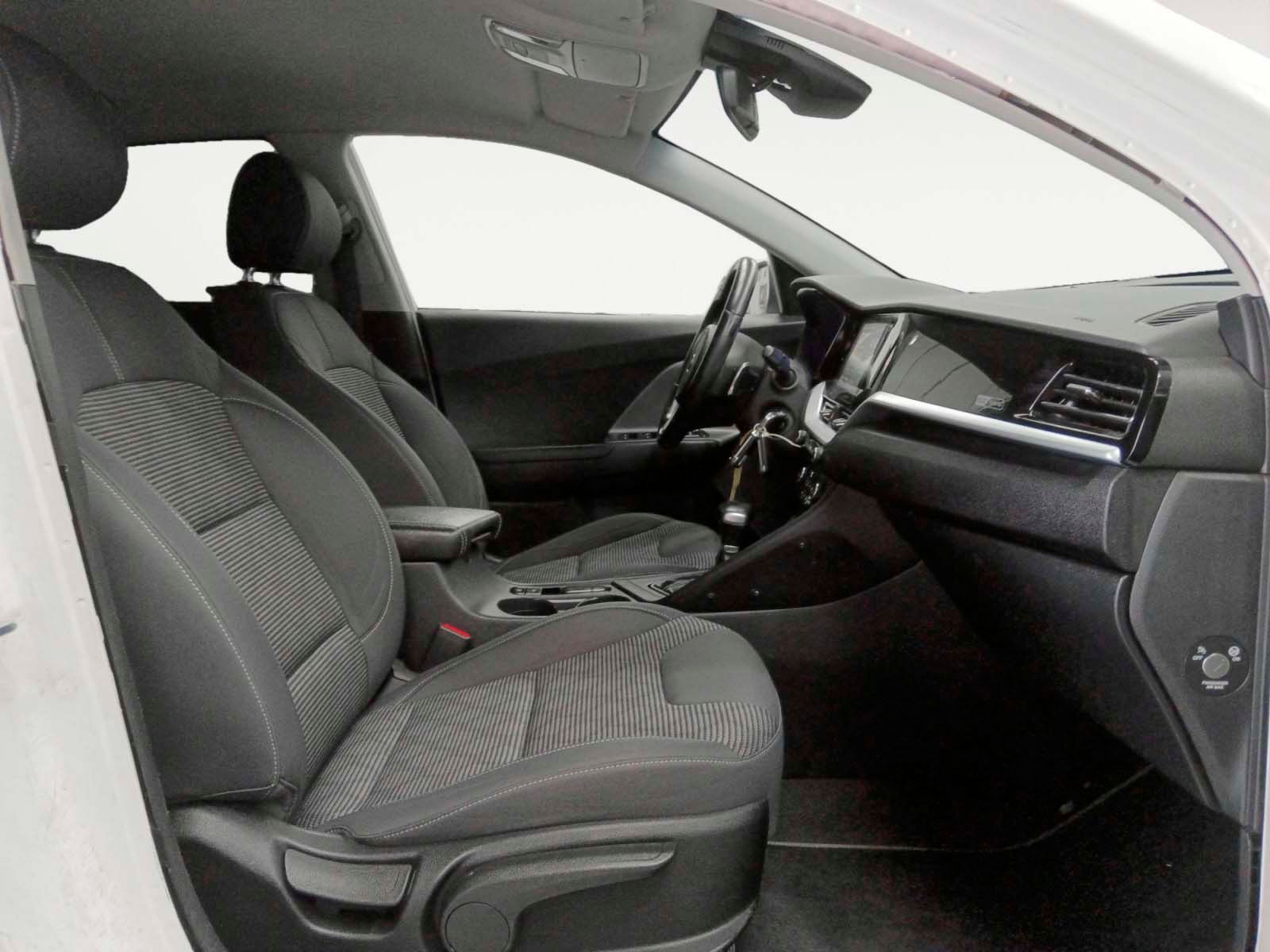 Kia Niro 1.6 GDi HEV Concept - foto 12
