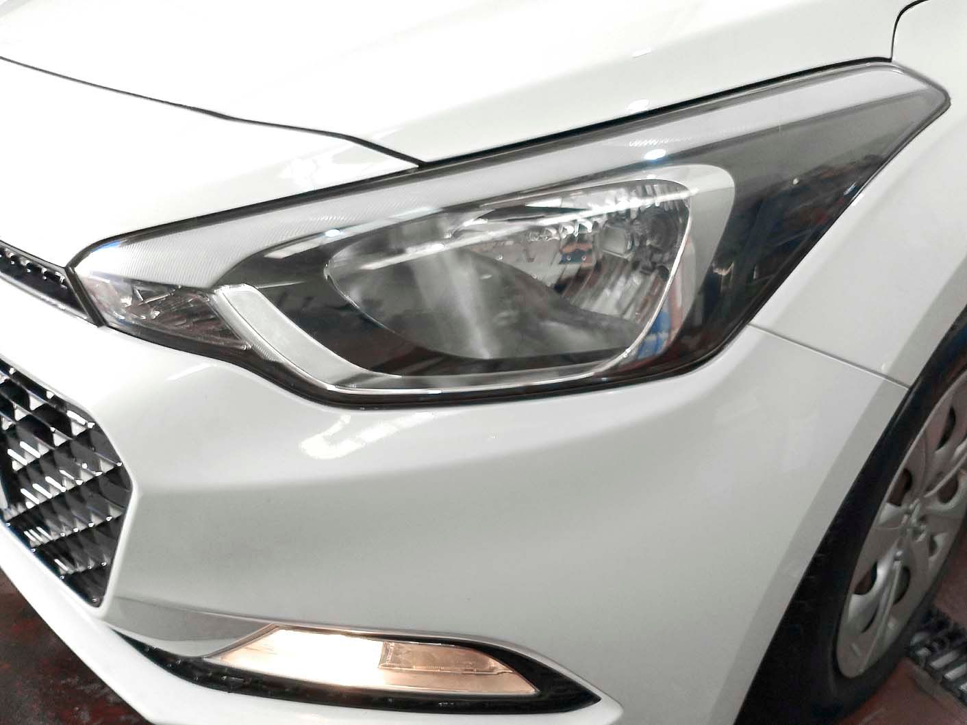 Hyundai i20 1.4 CRDi Link - foto 24