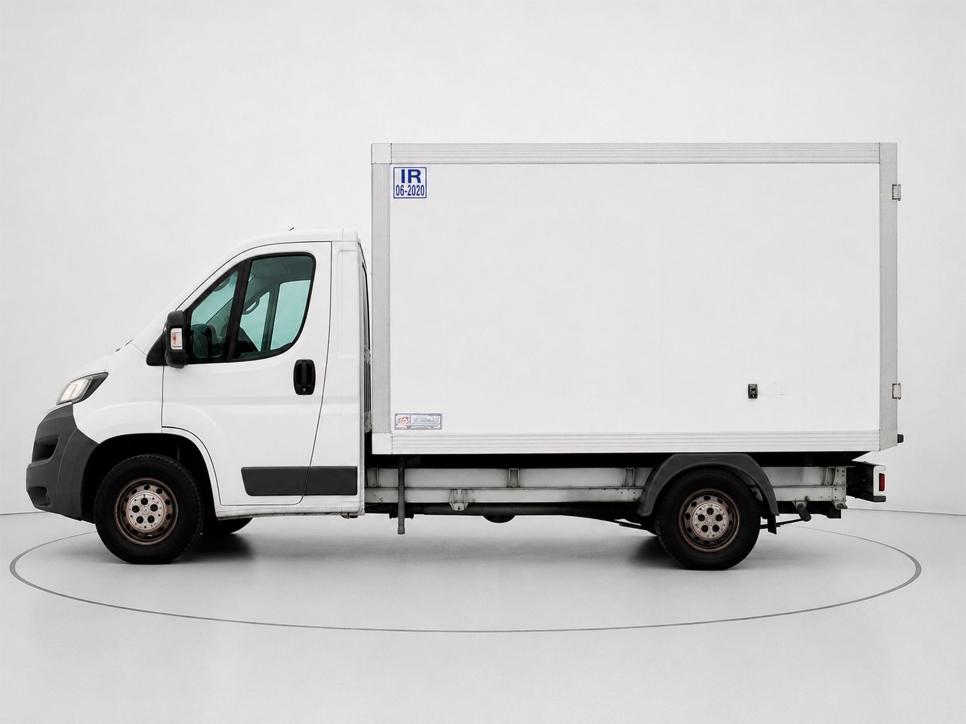 Peugeot Boxer Chasis 335 L2 BlueHDi - foto 6
