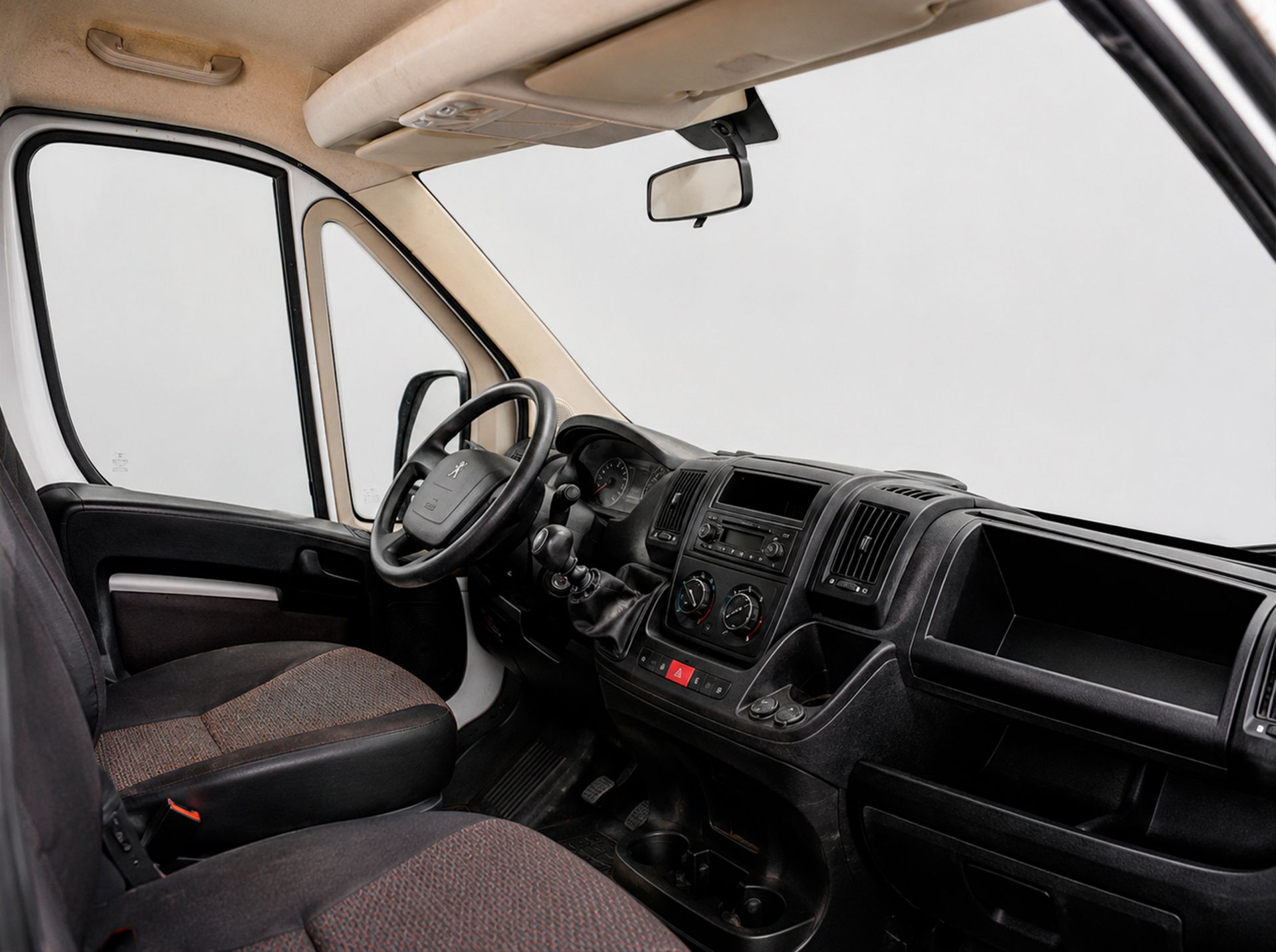Peugeot Boxer Chasis 335 L2 BlueHDi - foto 11