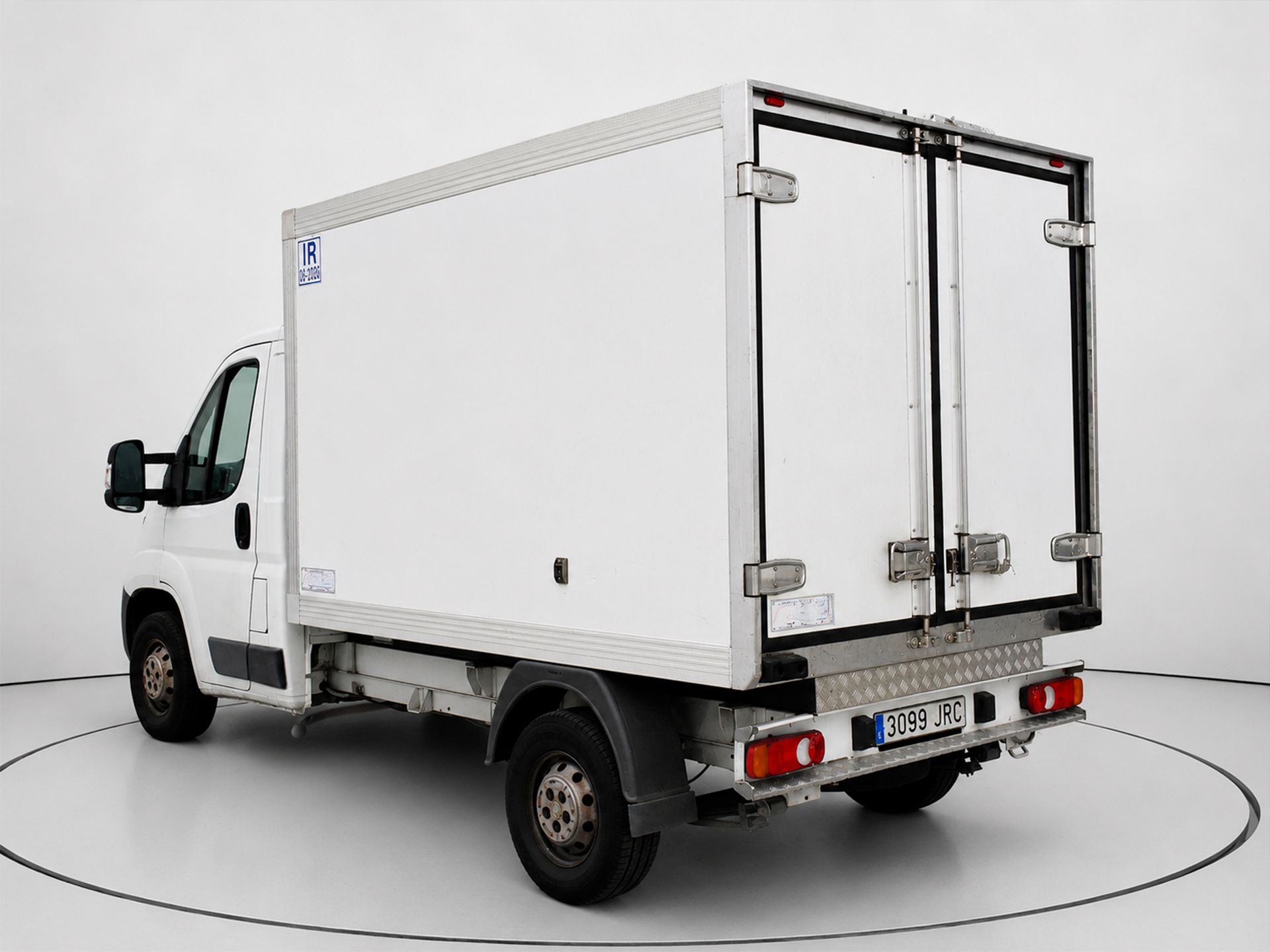 Peugeot Boxer Chasis 335 L2 BlueHDi - foto 5