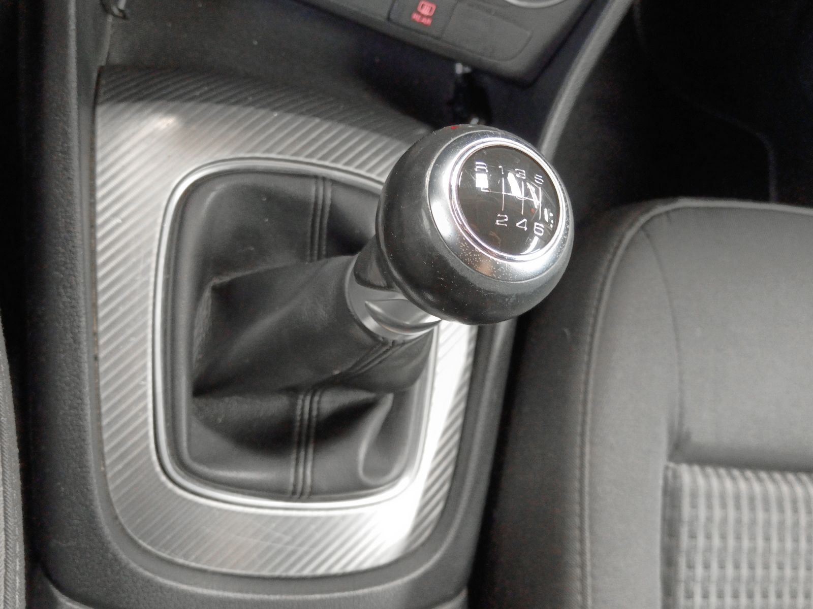 Audi Q3 design edition 2.0 TDI - foto 15