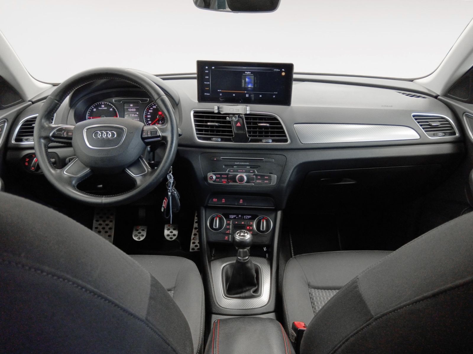 Audi Q3 design edition 2.0 TDI - foto 9