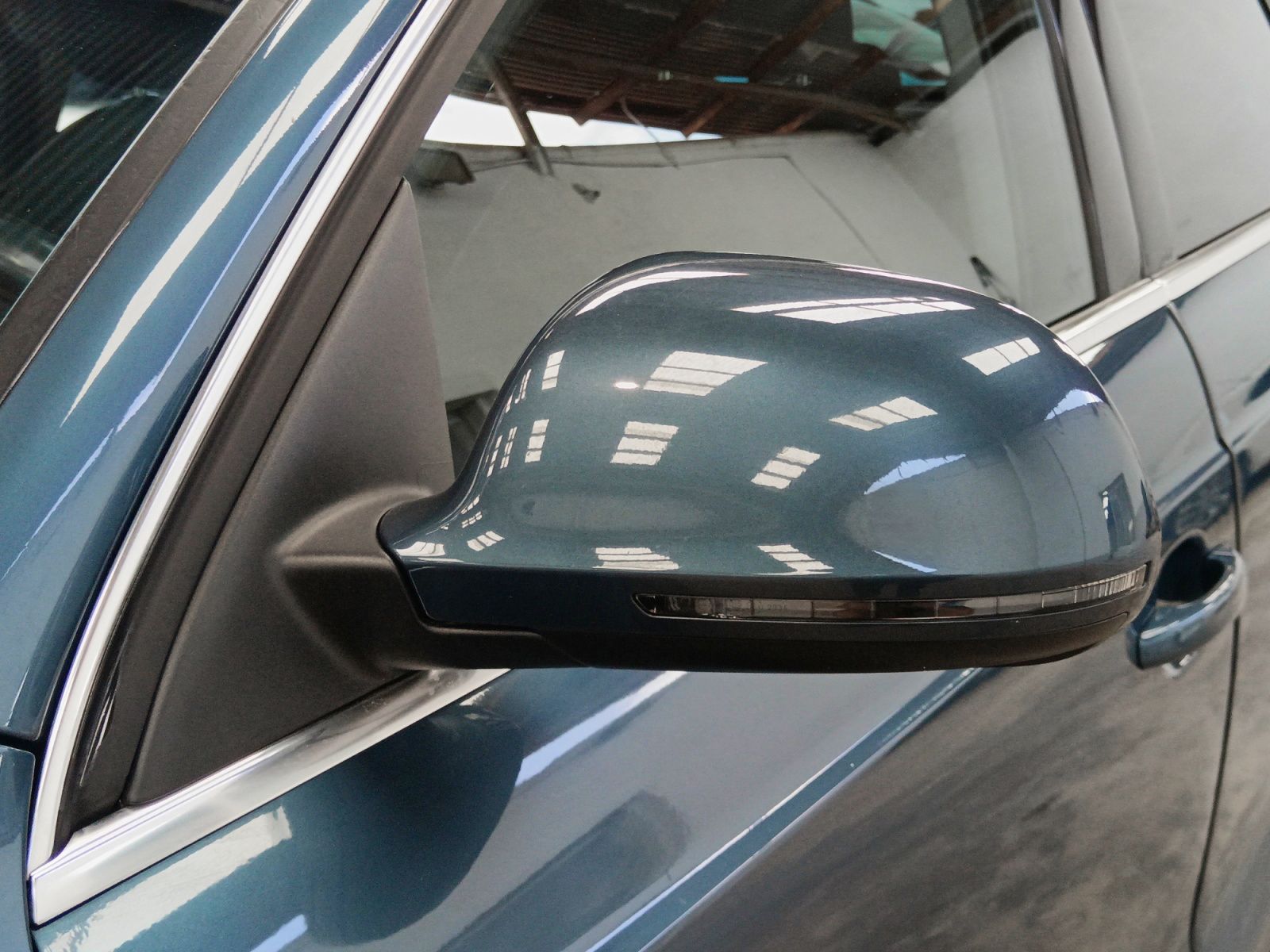 Audi Q3 design edition 2.0 TDI - foto 21