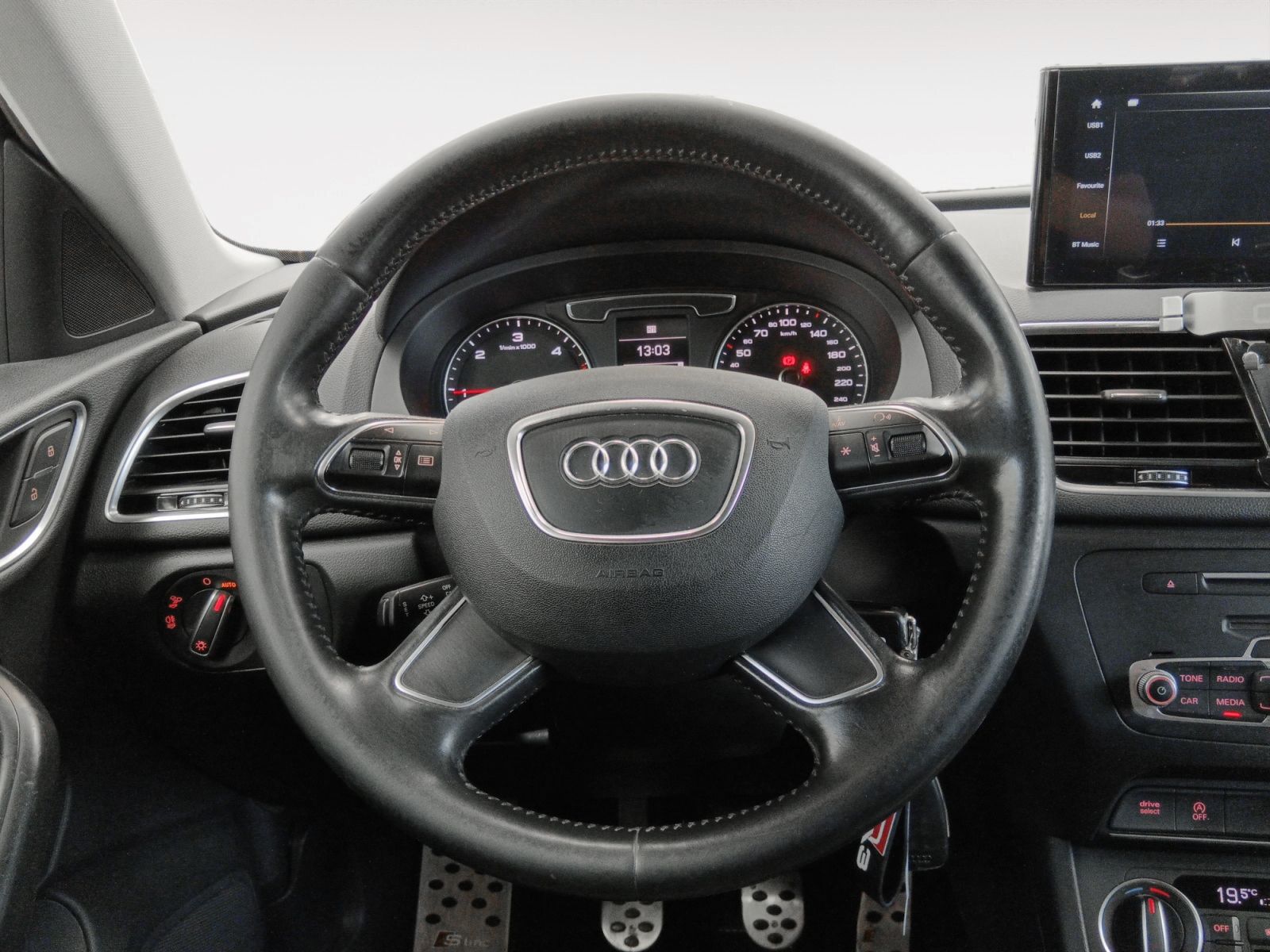 Audi Q3 design edition 2.0 TDI - foto 10