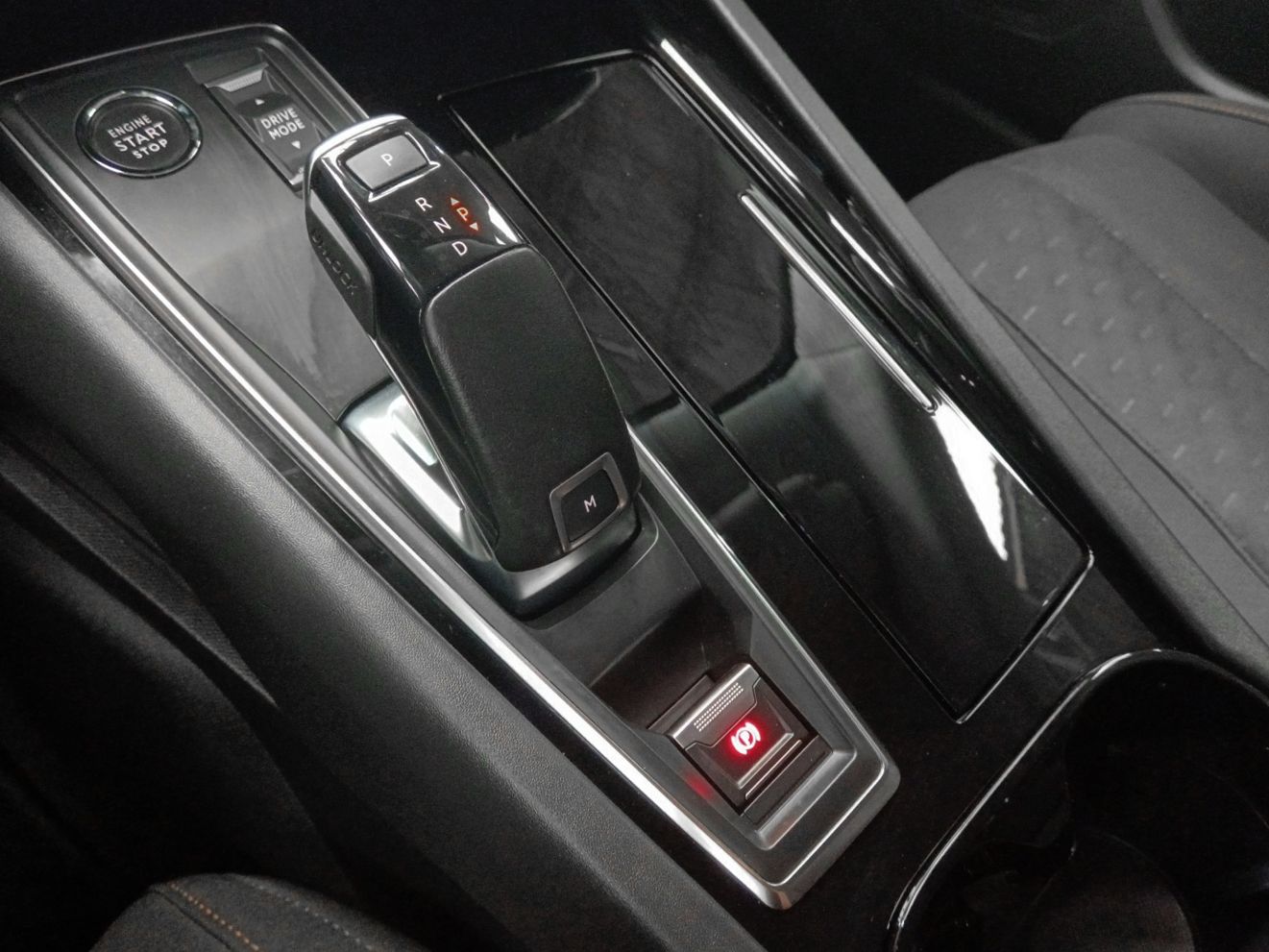 Peugeot 508 BlueHDi 130 Active Pack EAT8 - foto 15