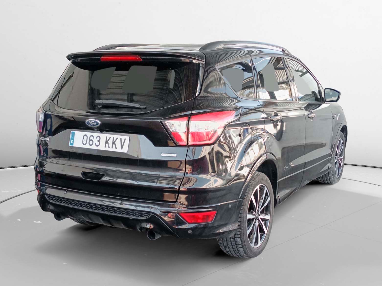 Ford Kuga 1.5 EcoBoost ST-Line 4x2 - foto 2