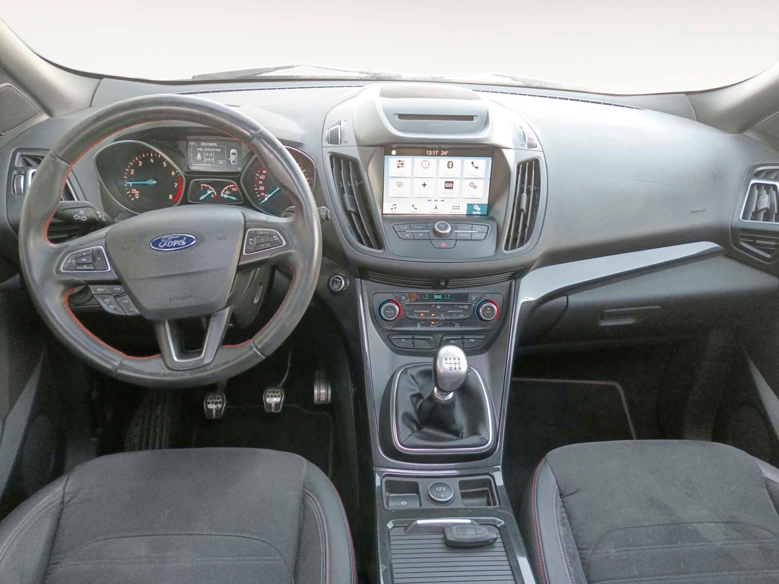 Ford Kuga 1.5 EcoBoost ST-Line 4x2 - foto 7