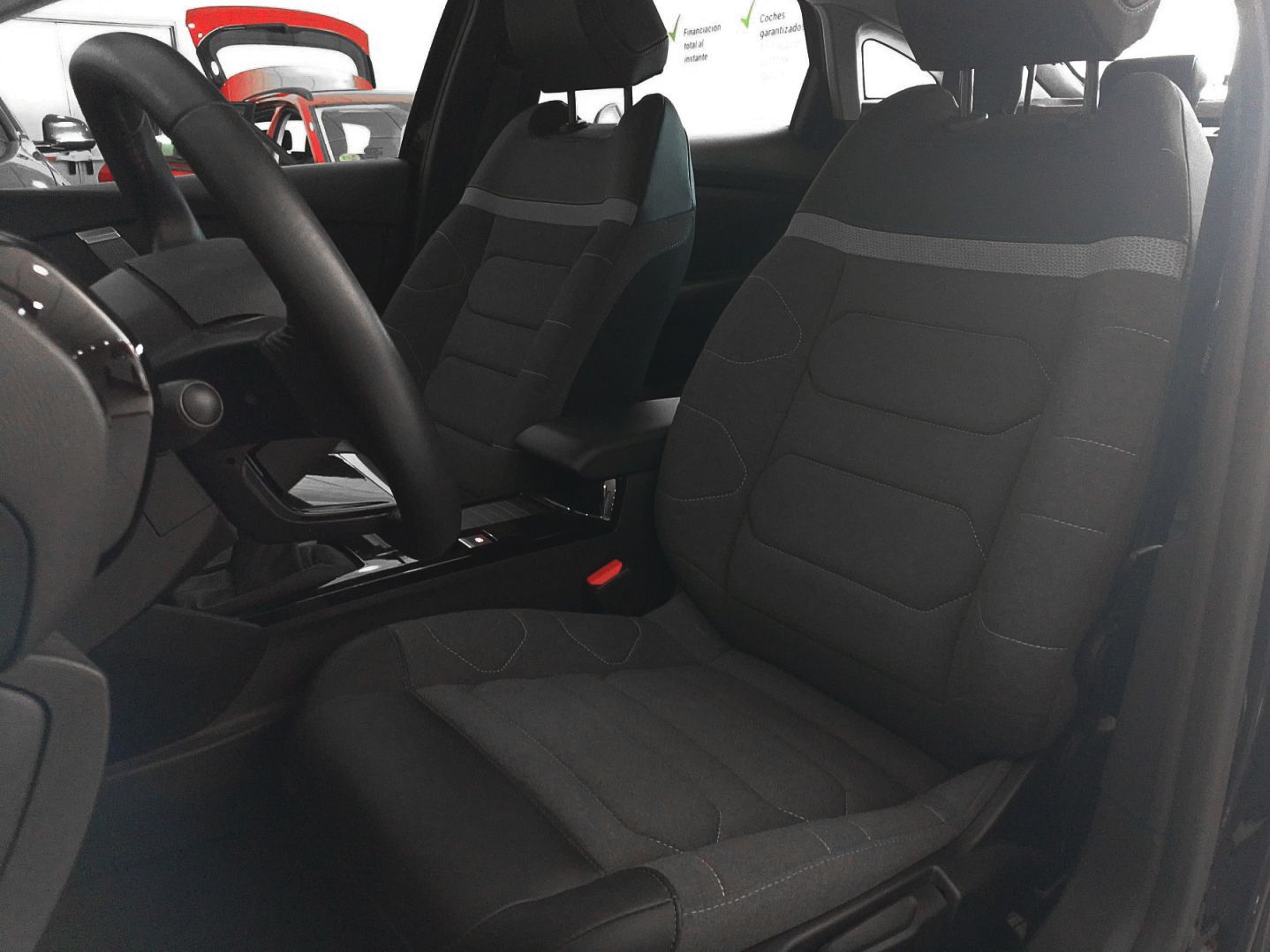 Citroën C4 PureTech 130 Plus - foto 21