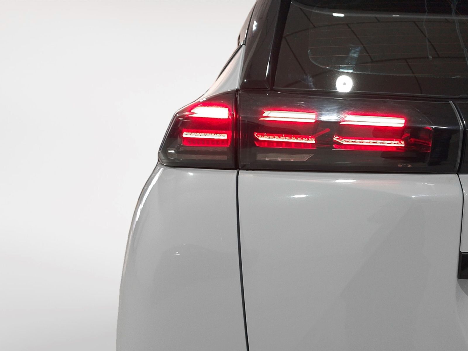 Peugeot 2008 PureTech 100 Active - foto 23