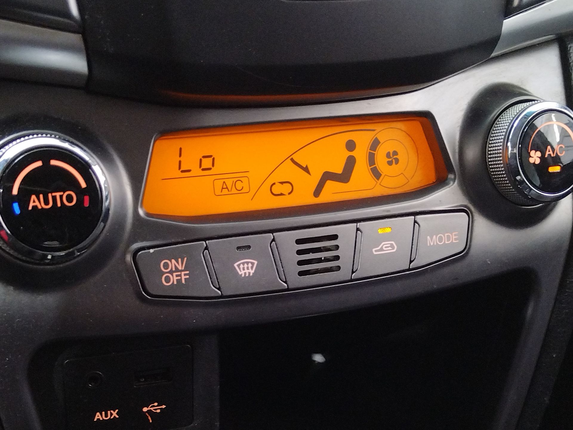 SsangYong Korando D20T Limited 4x2 - foto 17