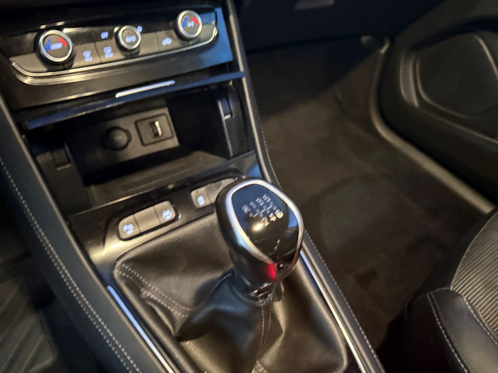 Opel Grandland 1.2 Turbo GS - foto 13