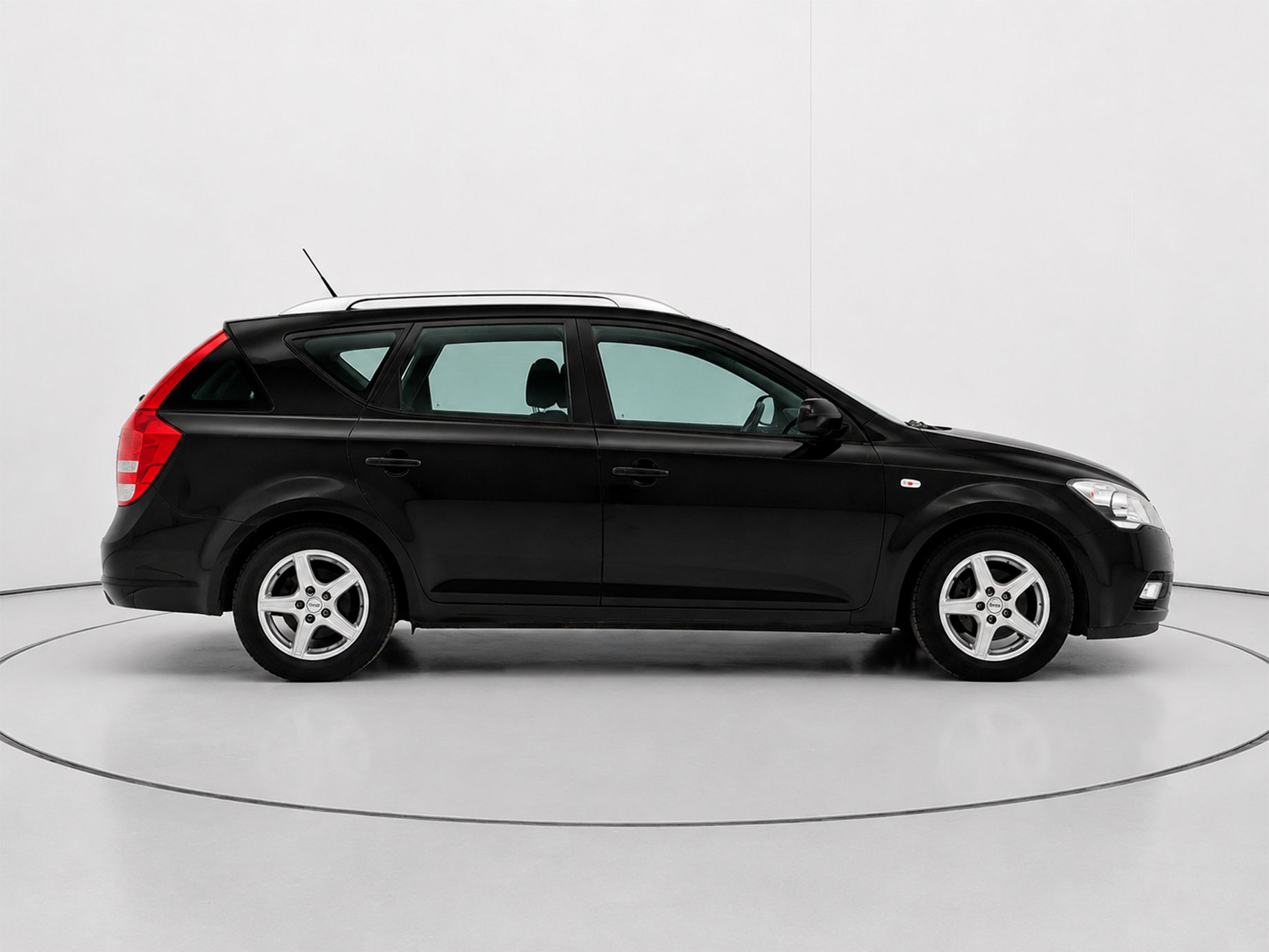Kia Ceed 1.6 CRDi Eco-Dynamics Drive - foto 2
