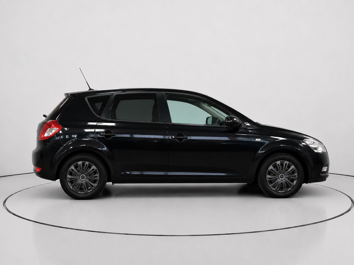 Kia Ceed 1.4 Cvvt Drive - foto 2