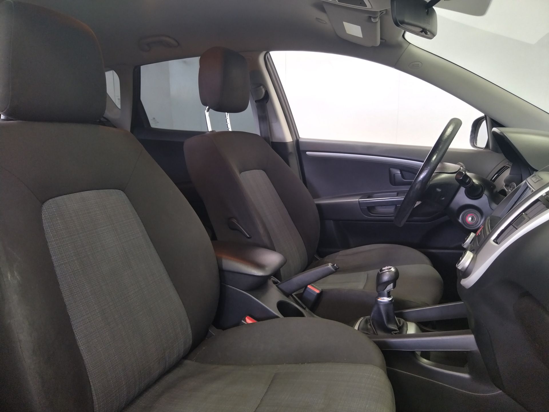 Kia Ceed 1.4 Cvvt Drive - foto 13