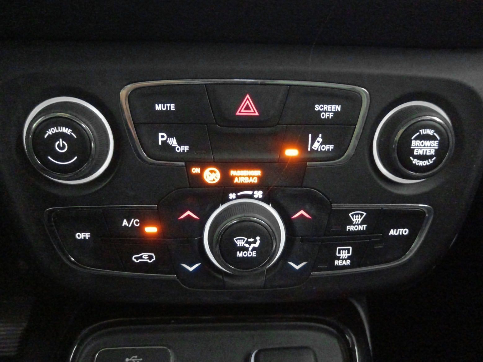 Jeep Compass 1.4 MultiAir Limited 4x2 - foto 45