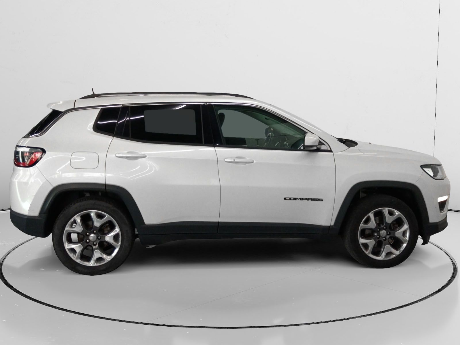 Jeep Compass 1.4 MultiAir Limited 4x2 - foto 27