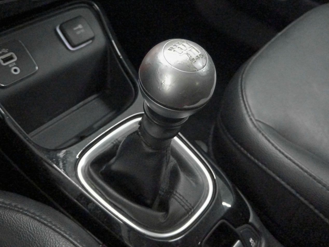 Jeep Compass 1.4 MultiAir Limited 4x2 - foto 39