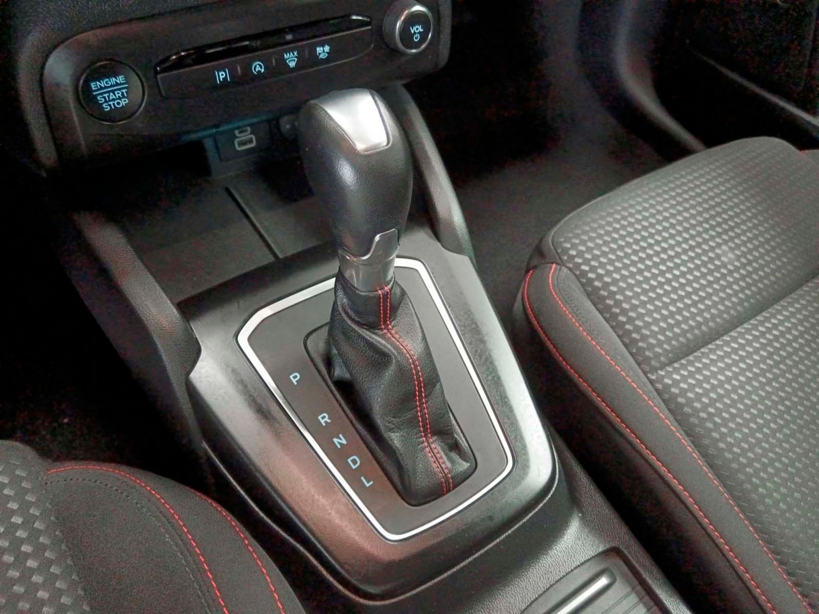 Ford Focus 1.0 EcoBoost MHEV ST-Line - foto 14
