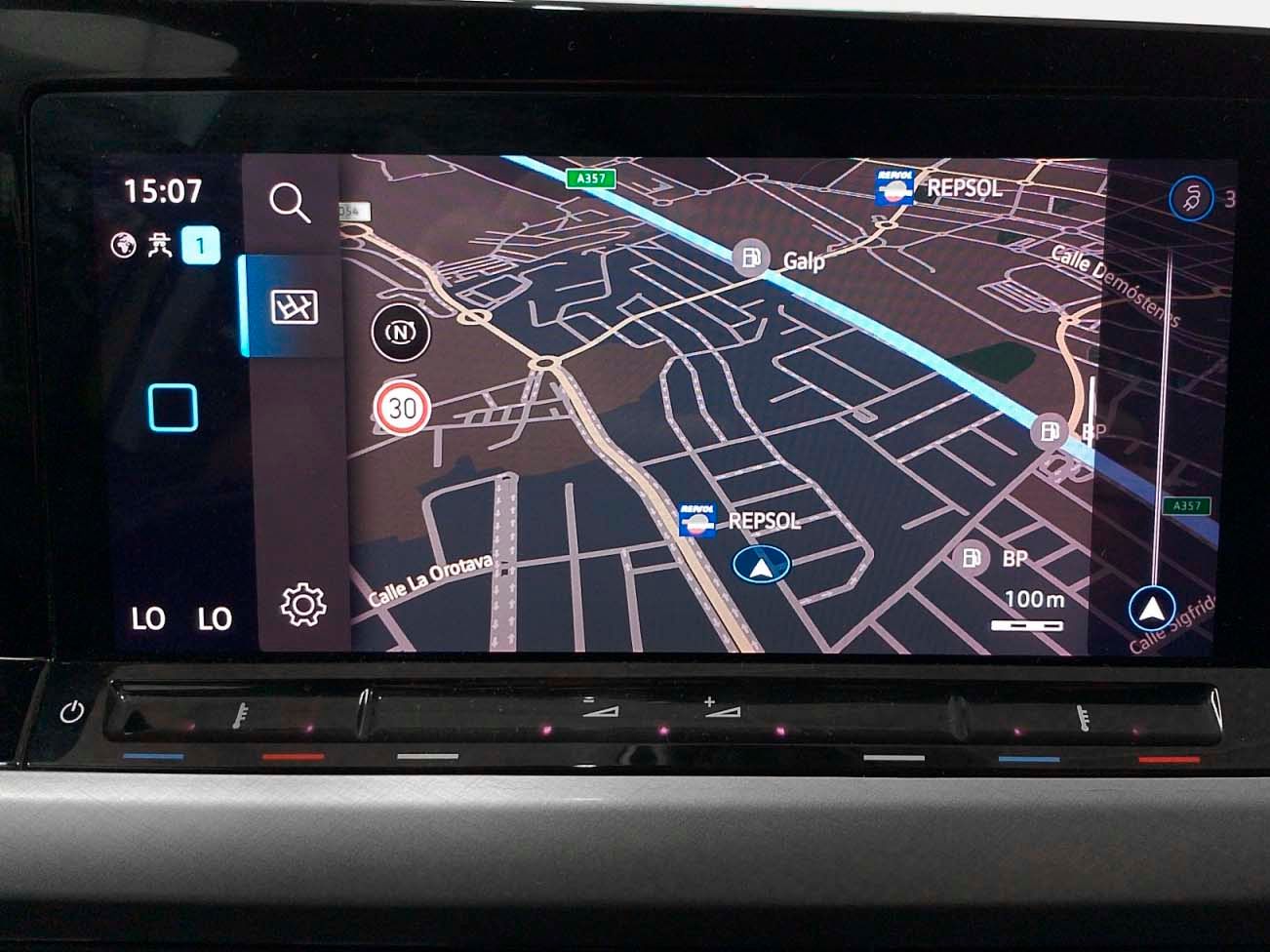 Volkswagen Golf Life 1.0 TSI - foto 17
